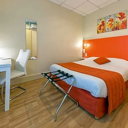 Hotel Logis La Commanderie De Champarey Bourgoin-Jallieu